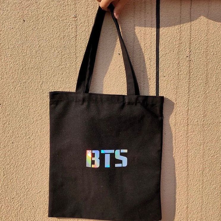 BTS - ჩანთები